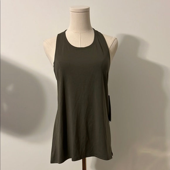 Glyder Tops - Glyder Green Sleeveless Tank Top small